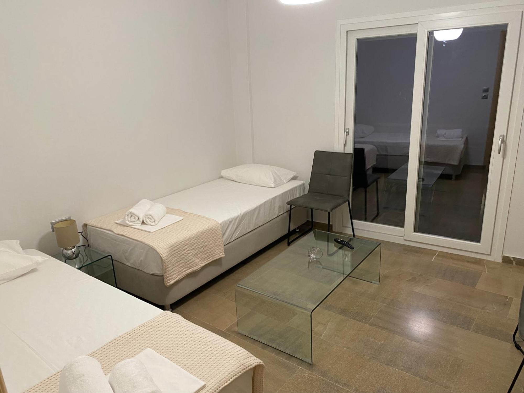 Korelis Apartments 아이아 아나 외부 사진