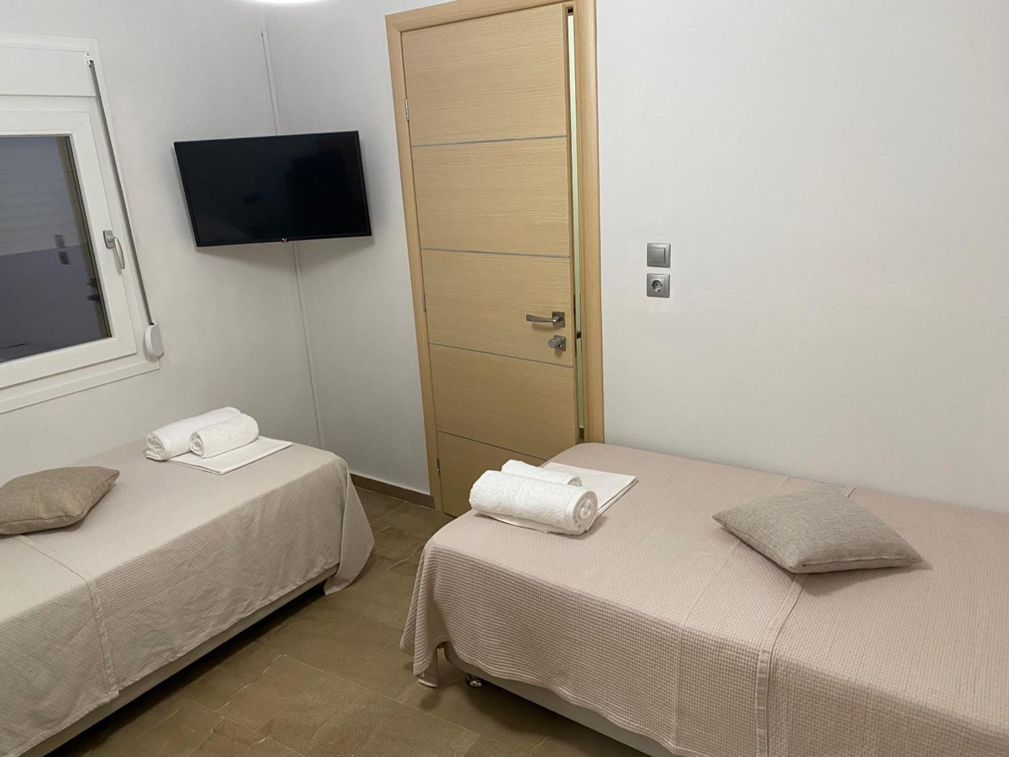 Korelis Apartments 아이아 아나 외부 사진