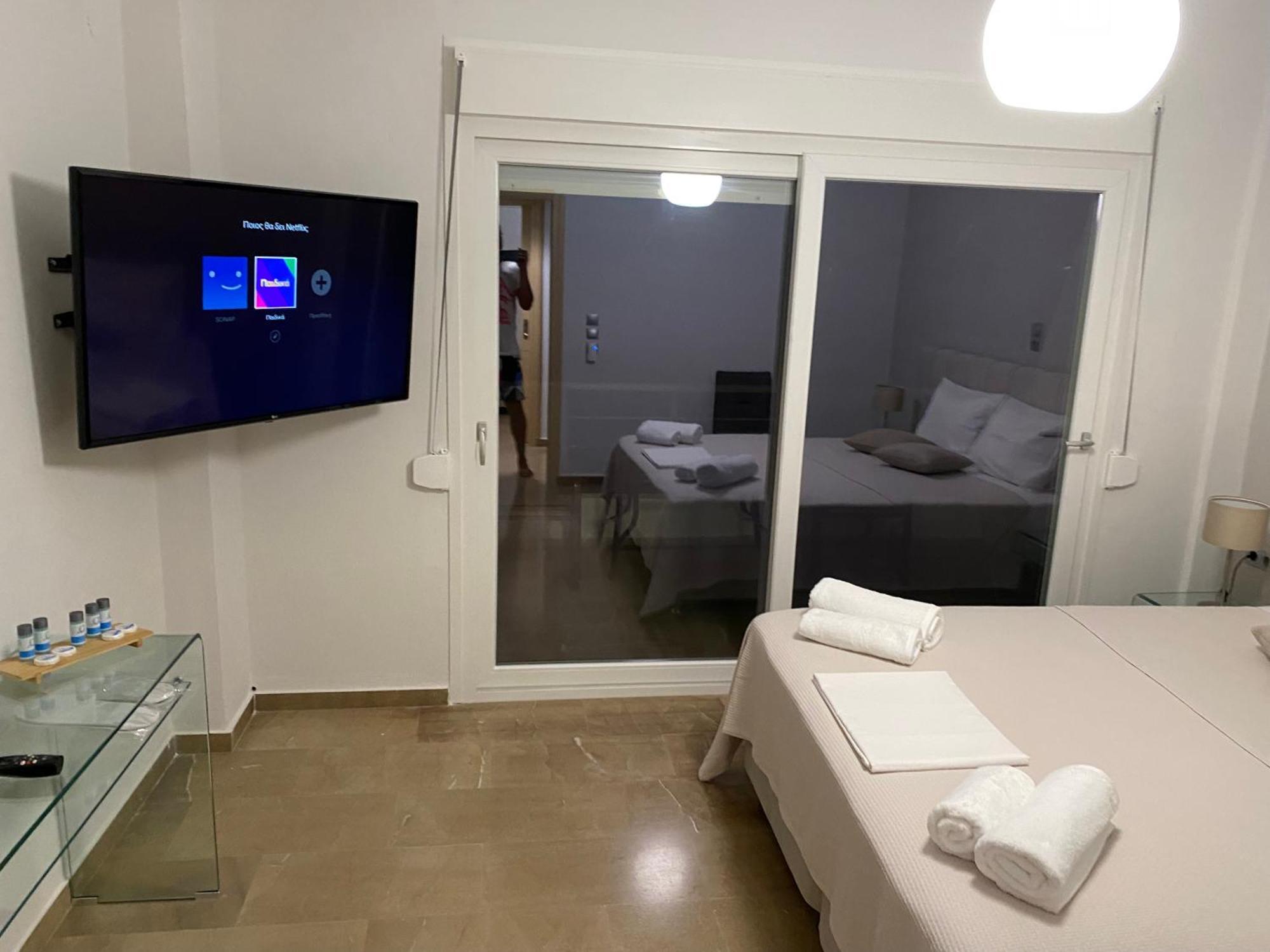 Korelis Apartments 아이아 아나 외부 사진