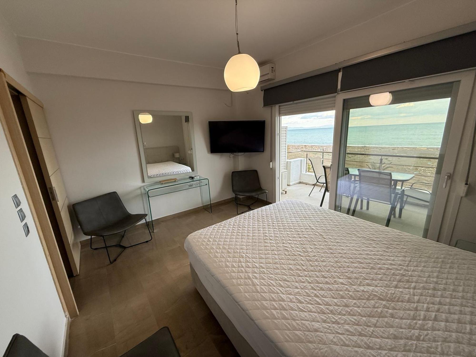 Korelis Apartments 아이아 아나 외부 사진
