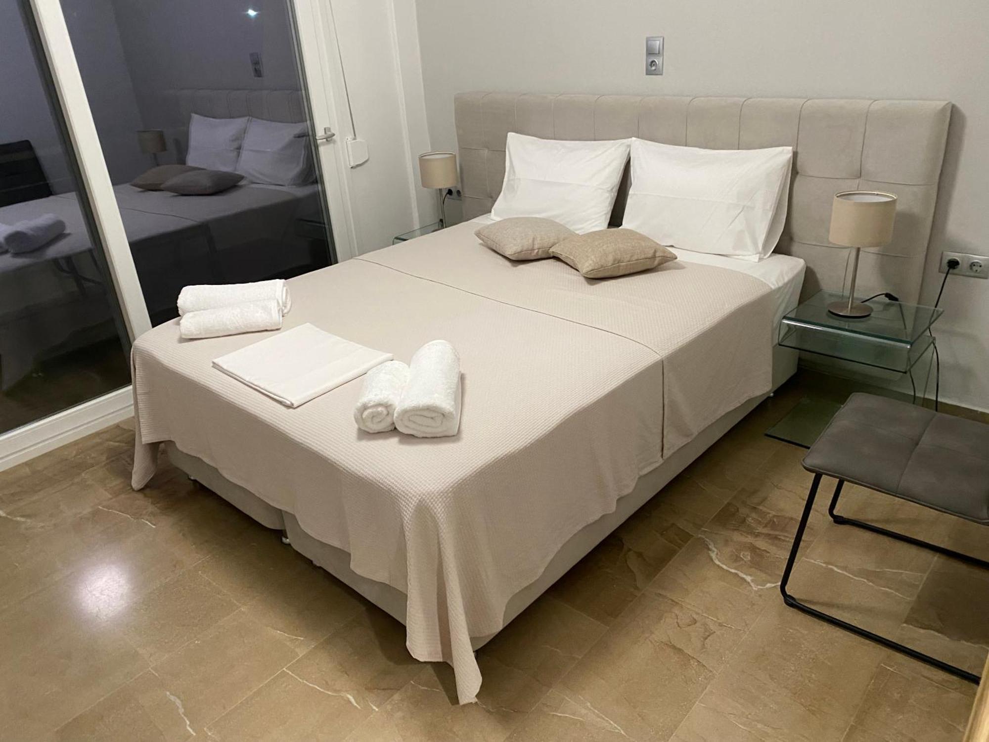 Korelis Apartments 아이아 아나 외부 사진